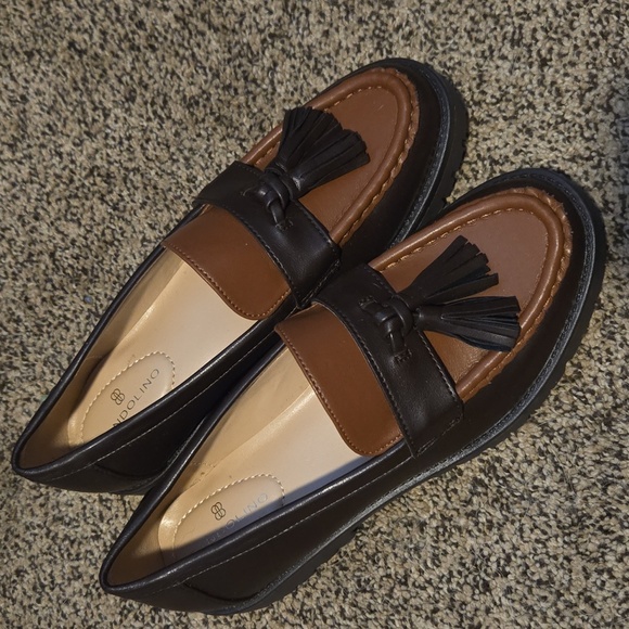 NEW Bandolino Fillymus Loafer in Dark Brown and Cognac sz 6 - Picture 2 of 4